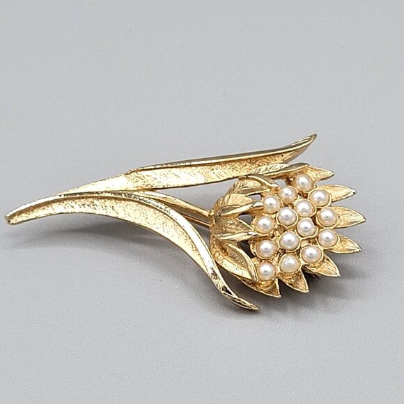 Gold Tone Floral Brooch Pin Simulated Pearl Cluster With Leaves MCM 2 1/2 in L - Picture 3 of 6